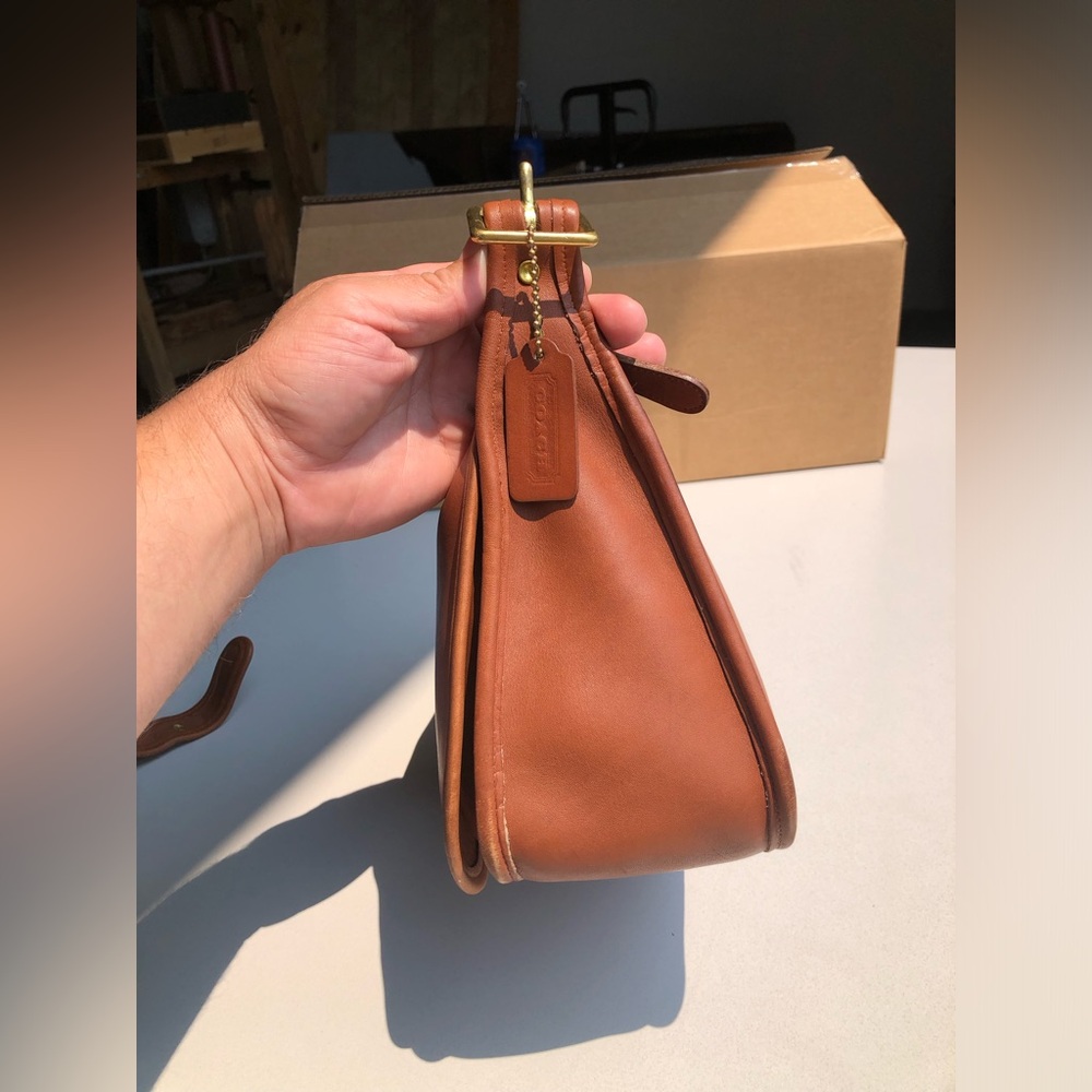 VINTAGE COACH #9951 BRITISH TAN LEATHER PATRICIA’S PURSE WITH HANGTAG - Picture 5 of 16